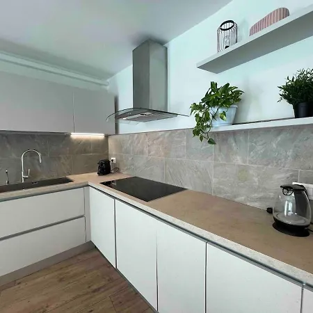 In Con Giardino E Piscina Privati * Bergame