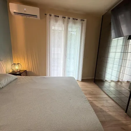 In Citta Con Giardino E Piscina Privati 아파트 베르가모