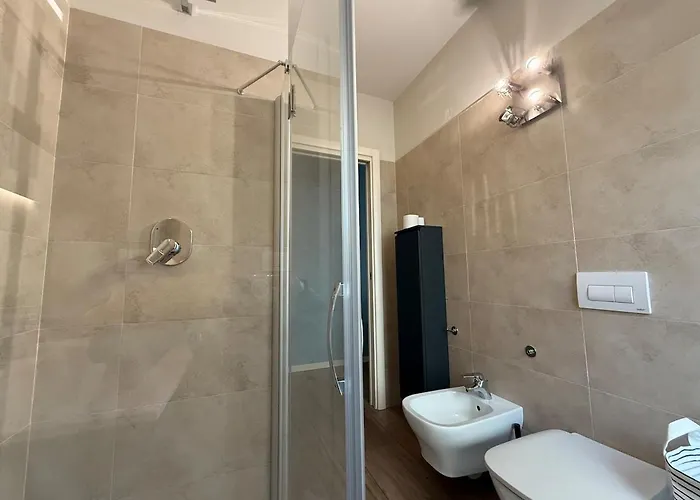 In Citta Con Giardino E Piscina Privati 아파트