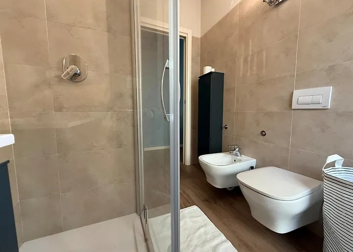 In Citta Con Giardino E Piscina Privati Apartment