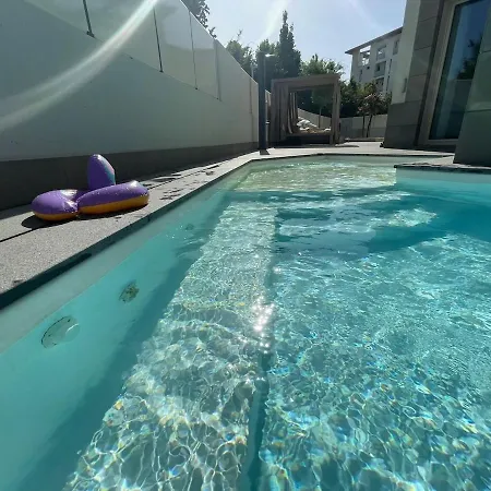 In Citta Con Giardino E Piscina Privati ברגמו